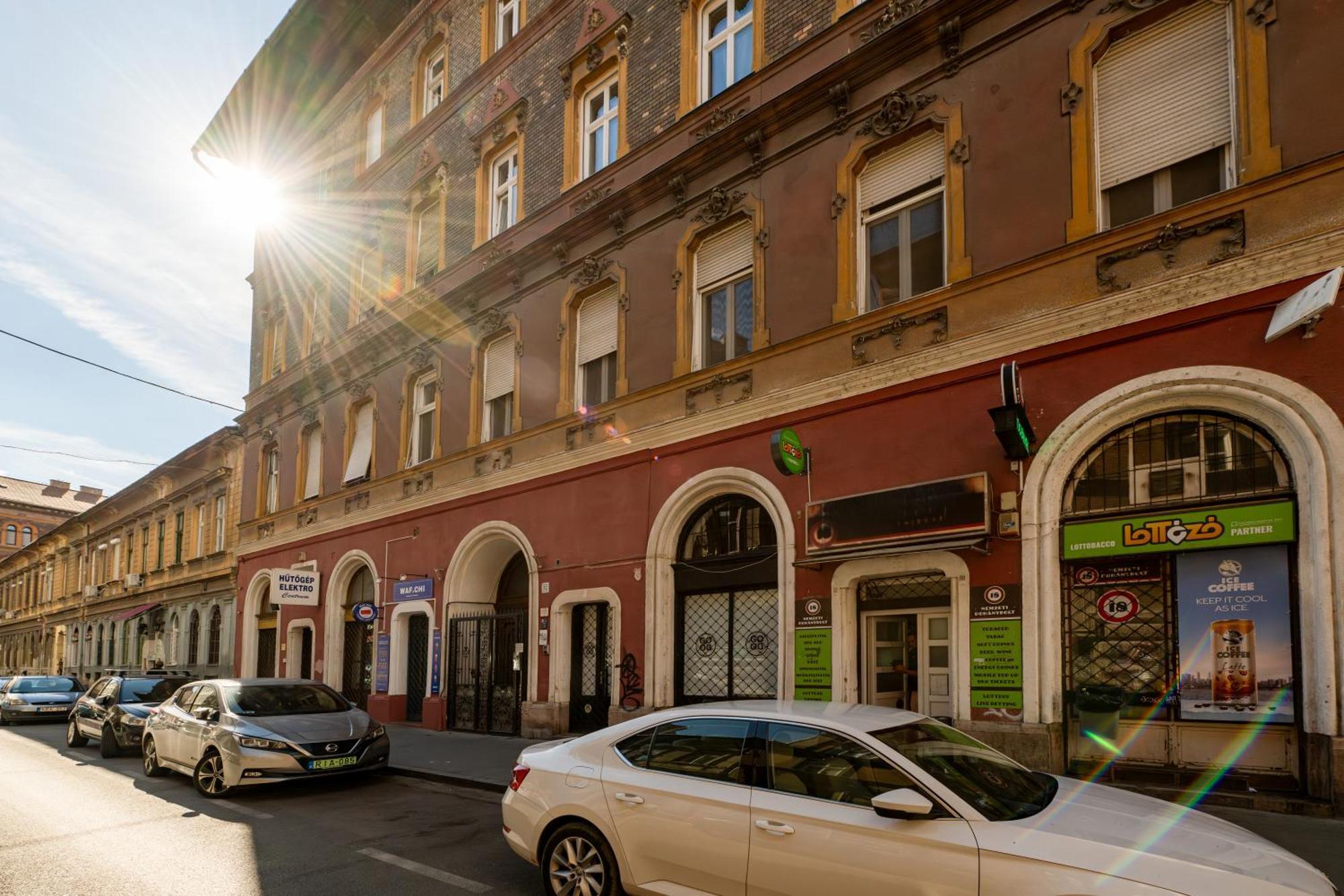 D52 Luxury Suite Budapest Exterior photo